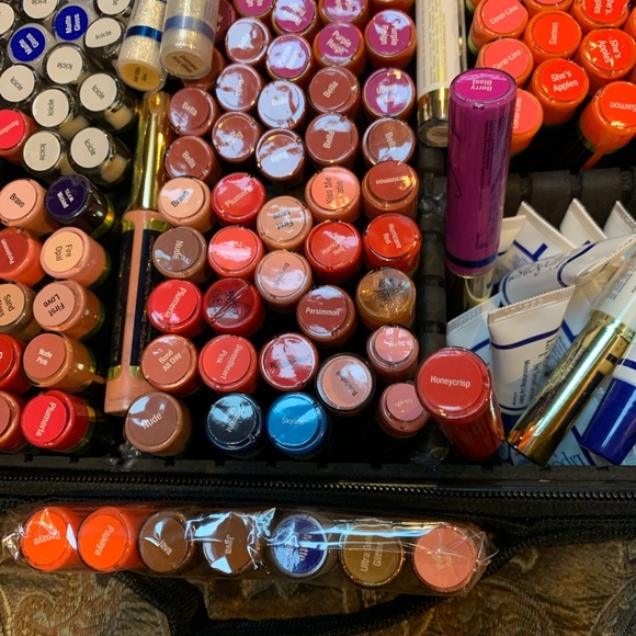 Selling Inventory! LipSense Long Lasting Liquid - Picture 2 of 8